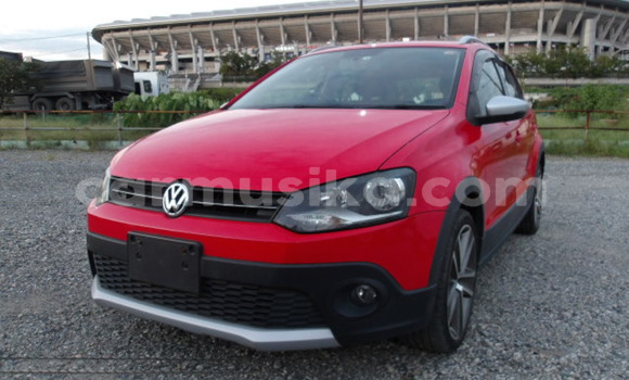 Tenga Tsaru Volkswagen Polo Tsvuku Mota in Beitbridge in Matabeleland South Tenga Tsaru Volkswagen Polo Tsvuku Mota in Beitbridge in Matabeleland South