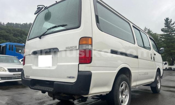 Tenga Tsaru Toyota Hiace Chena Mota in Beitbridge in Matabeleland South Tenga Tsaru Toyota Hiace Chena Mota in Beitbridge in Matabeleland South