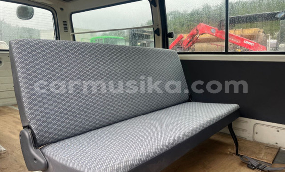 Tenga Tsaru Toyota Hiace Chena Mota in Beitbridge in Matabeleland South Tenga Tsaru Toyota Hiace Chena Mota in Beitbridge in Matabeleland South