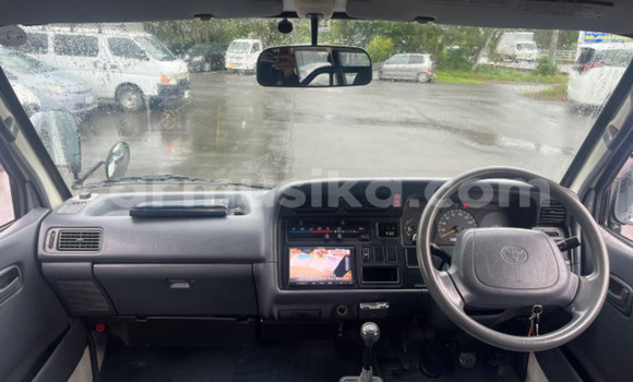 Tenga Tsaru Toyota Hiace Chena Mota in Beitbridge in Matabeleland South Tenga Tsaru Toyota Hiace Chena Mota in Beitbridge in Matabeleland South