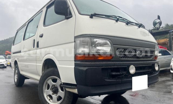 Tenga Tsaru Toyota Hiace Chena Mota in Beitbridge in Matabeleland South Tenga Tsaru Toyota Hiace Chena Mota in Beitbridge in Matabeleland South