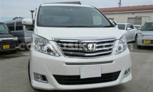 Acheter Occasion Voiture Toyota Alphard Blanc à Beitbridge, Matabeleland South Acheter Occasion Voiture Toyota Alphard Blanc à Beitbridge, Matabeleland South