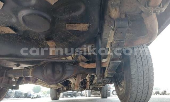 Buy Used Toyota Hiace White Car in Beitbridge in Matabeleland South Buy Used Toyota Hiace White Car in Beitbridge in Matabeleland South