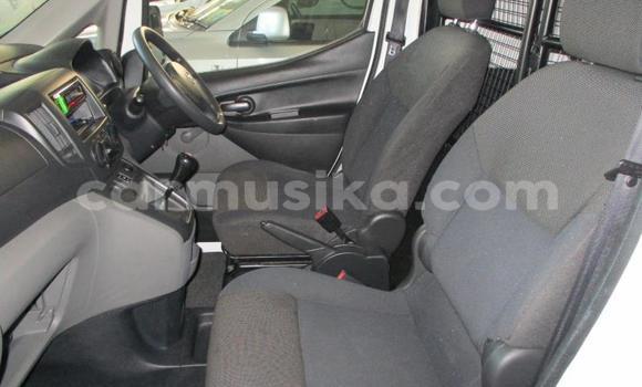 Acheter Occasion Voiture Nissan NV200 Blanc à Beitbridge, Matabeleland South Acheter Occasion Voiture Nissan NV200 Blanc à Beitbridge, Matabeleland South