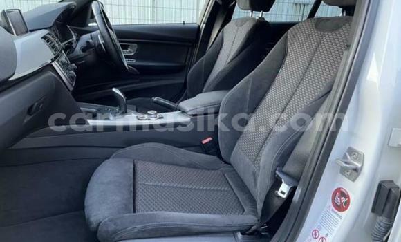 Buy Used BMW 3–Series White Car in Beitbridge in Matabeleland South Buy Used BMW 3–Series White Car in Beitbridge in Matabeleland South