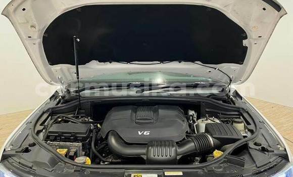 Buy Used Jeep Grand Cherokee White Car in Beitbridge in Matabeleland South Buy Used Jeep Grand Cherokee White Car in Beitbridge in Matabeleland South