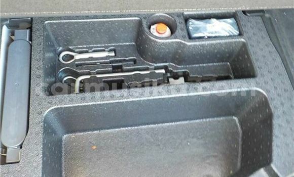 Nunua Ilio tumika Honda Fit Nyeupe Gari ndani ya Bulawayo nchini Bulawayo Nunua Ilio tumika Honda Fit Nyeupe Gari ndani ya Bulawayo nchini Bulawayo