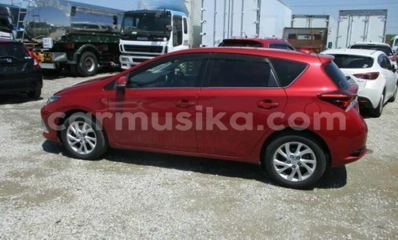Acheter Occasion Voiture Toyota Auris Rouge à Beitbridge, Matabeleland South Acheter Occasion Voiture Toyota Auris Rouge à Beitbridge, Matabeleland South
