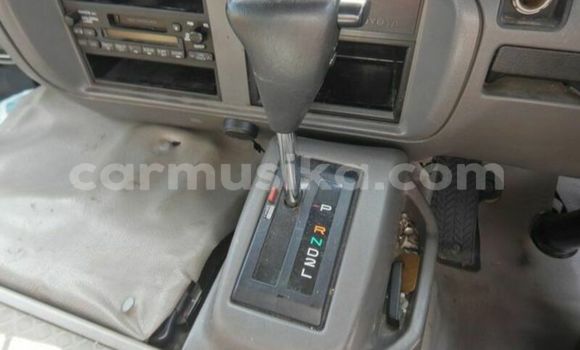 Nunua Ilio tumika Toyota Coaster Nyeupe Gari ndani ya Beitbridge nchini Matabeleland Kusini Nunua Ilio tumika Toyota Coaster Nyeupe Gari ndani ya Beitbridge nchini Matabeleland Kusini