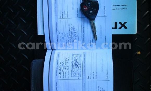 Tenga Tsaru Toyota Hilux Chena Mota in Beitbridge in Matabeleland South Tenga Tsaru Toyota Hilux Chena Mota in Beitbridge in Matabeleland South