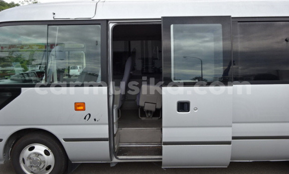 Tenga Tsaru Toyota Coaster Sirivha Mota in Beitbridge in Matabeleland South Tenga Tsaru Toyota Coaster Sirivha Mota in Beitbridge in Matabeleland South