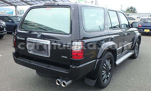 Acheter Occasion Voiture Toyota Hilux Surf Noir à Beitbridge, Matabeleland South Acheter Occasion Voiture Toyota Hilux Surf Noir à Beitbridge, Matabeleland South