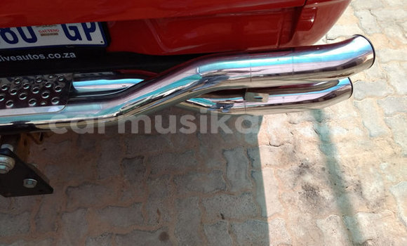 Buy Used Toyota Hilux Red Car in Beitbridge in Matabeleland South Buy Used Toyota Hilux Red Car in Beitbridge in Matabeleland South