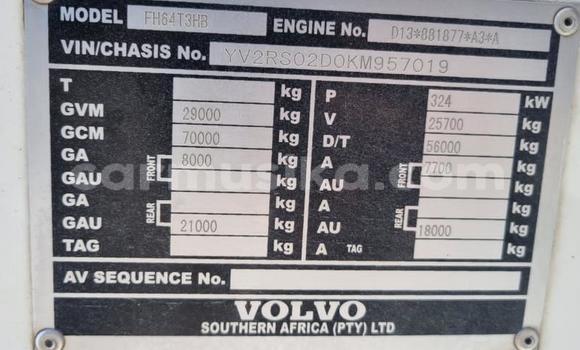 Acheter Occasion Utilitaire Volvo F4 Blanc à Beitbridge, Matabeleland South Acheter Occasion Utilitaire Volvo F4 Blanc à Beitbridge, Matabeleland South