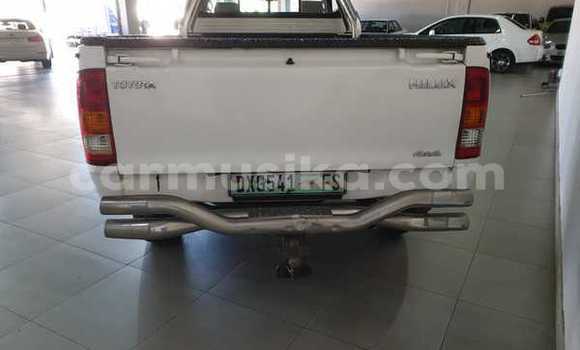 Acheter Occasion Voiture Toyota Hilux Blanc à Beitbridge, Matabeleland South Acheter Occasion Voiture Toyota Hilux Blanc à Beitbridge, Matabeleland South