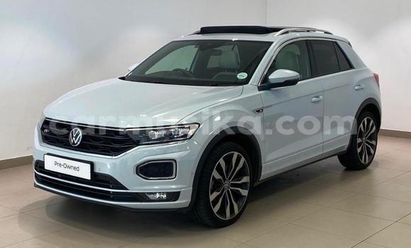 Tenga Tsaru Volkswagen T-Roc Chena Mota in Harare in Harare