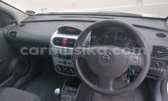 Nunua Ilio tumika Opel Corsa Nyeupe Gari ndani ya Beitbridge nchini Matabeleland Kusini Nunua Ilio tumika Opel Corsa Nyeupe Gari ndani ya Beitbridge nchini Matabeleland Kusini