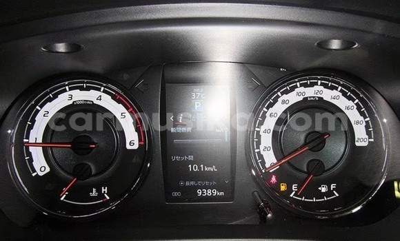 Nunua Ilio tumika Toyota Hilux Nyekundu Gari ndani ya Beitbridge nchini Matabeleland Kusini Nunua Ilio tumika Toyota Hilux Nyekundu Gari ndani ya Beitbridge nchini Matabeleland Kusini