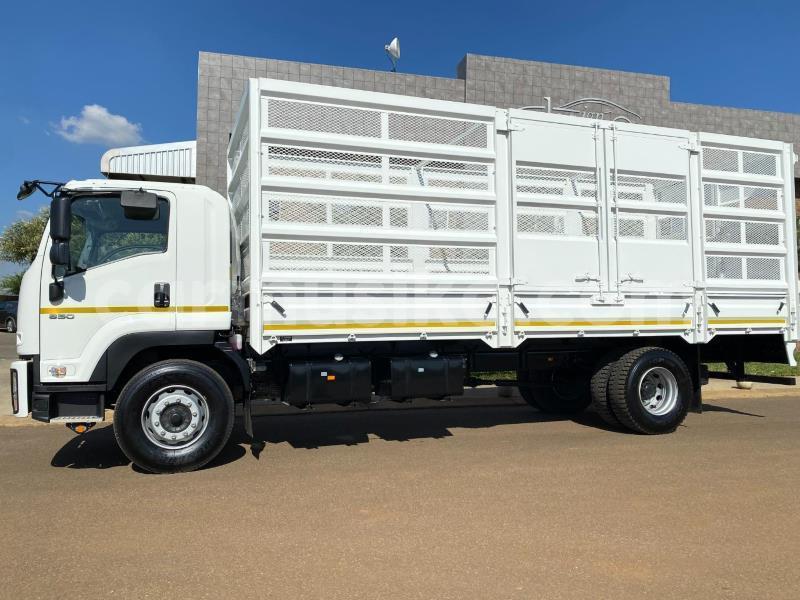 Big with watermark isuzu ftr 850 matabeleland south beitbridge 33945