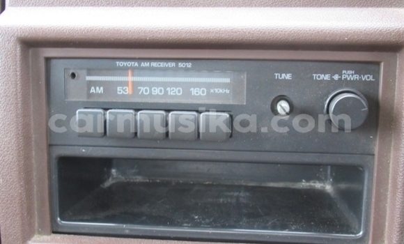 Nunua Ilio tumika Toyota Dyna Bluu Lori ndani ya Beitbridge nchini Matabeleland Kusini Nunua Ilio tumika Toyota Dyna Bluu Lori ndani ya Beitbridge nchini Matabeleland Kusini