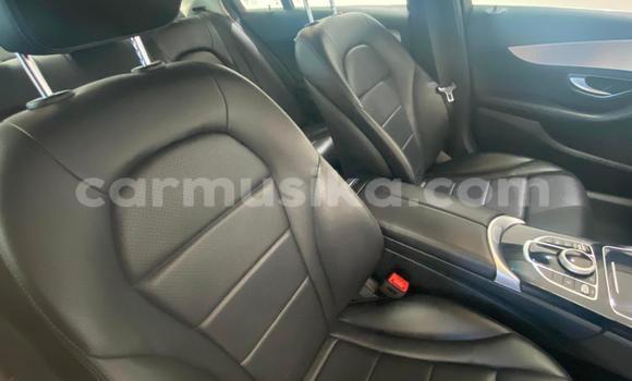 Acheter Occasion Voiture Mercedes-Benz C-Classe Blanc à Beitbridge, Matabeleland South Acheter Occasion Voiture Mercedes-Benz C-Classe Blanc à Beitbridge, Matabeleland South