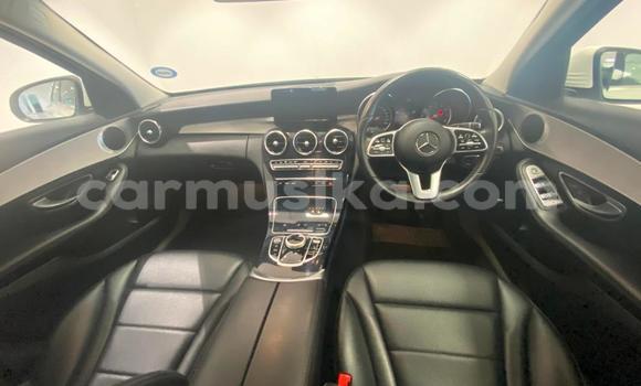 Acheter Occasion Voiture Mercedes-Benz C-Classe Blanc à Beitbridge, Matabeleland South Acheter Occasion Voiture Mercedes-Benz C-Classe Blanc à Beitbridge, Matabeleland South