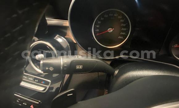 Acheter Occasion Voiture Mercedes-Benz C-Classe Blanc à Beitbridge, Matabeleland South Acheter Occasion Voiture Mercedes-Benz C-Classe Blanc à Beitbridge, Matabeleland South