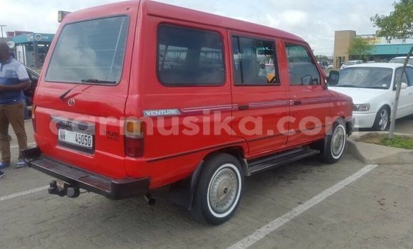 Acheter Occasion Voiture Toyota Venza Rouge à Beitbridge, Matabeleland South Acheter Occasion Voiture Toyota Venza Rouge à Beitbridge, Matabeleland South