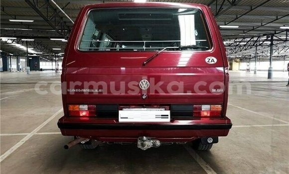 Buy Used Volkswagen Caravelle Red Car in Beitbridge in Matabeleland South Buy Used Volkswagen Caravelle Red Car in Beitbridge in Matabeleland South