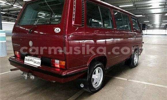 Buy Used Volkswagen Caravelle Red Car in Beitbridge in Matabeleland South Buy Used Volkswagen Caravelle Red Car in Beitbridge in Matabeleland South