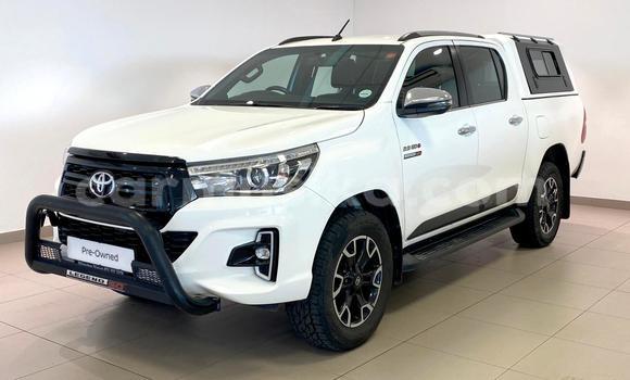 Buy Used Toyota Hilux White Car in Harare in Harare Buy Used Toyota Hilux White Car in Harare in Harare