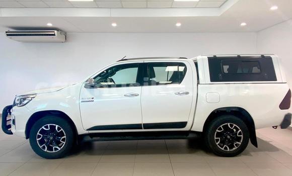 Acheter Occasion Voiture Toyota Hilux Blanc à Harare, Harare Acheter Occasion Voiture Toyota Hilux Blanc à Harare, Harare