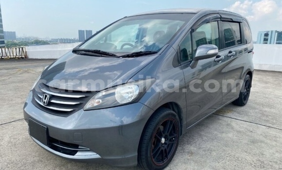 Nunua Ilio tumika Honda Freed Beige Gari ndani ya Beitbridge nchini Matabeleland Kusini