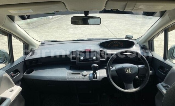 Nunua Ilio tumika Honda Freed Beige Gari ndani ya Beitbridge nchini Matabeleland Kusini Nunua Ilio tumika Honda Freed Beige Gari ndani ya Beitbridge nchini Matabeleland Kusini