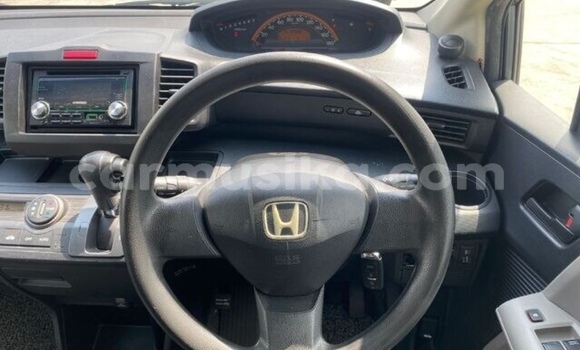 Nunua Ilio tumika Honda Freed Beige Gari ndani ya Beitbridge nchini Matabeleland Kusini Nunua Ilio tumika Honda Freed Beige Gari ndani ya Beitbridge nchini Matabeleland Kusini