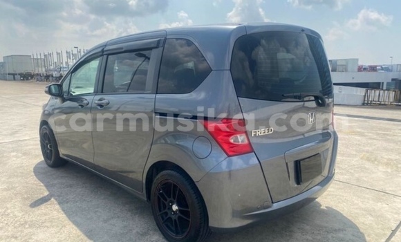 Nunua Ilio tumika Honda Freed Beige Gari ndani ya Beitbridge nchini Matabeleland Kusini Nunua Ilio tumika Honda Freed Beige Gari ndani ya Beitbridge nchini Matabeleland Kusini
