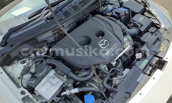 Acheter Occasion Voiture Mazda Demio Blanc à Beitbridge, Matabeleland South Acheter Occasion Voiture Mazda Demio Blanc à Beitbridge, Matabeleland South