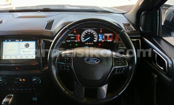 Nunua Ilio tumika Ford Ranger Nyeupe Gari ndani ya Beitbridge nchini Matabeleland Kusini Nunua Ilio tumika Ford Ranger Nyeupe Gari ndani ya Beitbridge nchini Matabeleland Kusini