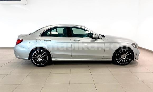 Tenga Tsaru Mercedes-Benz C-Classe Sirivha Mota in Harare in Harare Tenga Tsaru Mercedes-Benz C-Classe Sirivha Mota in Harare in Harare