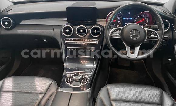 Tenga Tsaru Mercedes-Benz C-Classe Sirivha Mota in Harare in Harare Tenga Tsaru Mercedes-Benz C-Classe Sirivha Mota in Harare in Harare