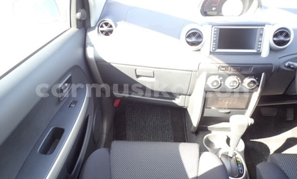 Acheter Occasion Voiture Toyota IST Blanc à Beitbridge, Matabeleland South Acheter Occasion Voiture Toyota IST Blanc à Beitbridge, Matabeleland South