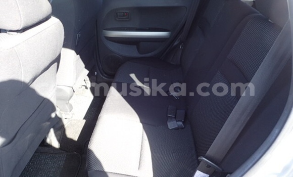 Acheter Occasion Voiture Toyota IST Blanc à Beitbridge, Matabeleland South Acheter Occasion Voiture Toyota IST Blanc à Beitbridge, Matabeleland South