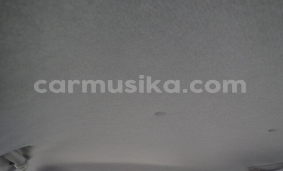 Acheter Occasion Voiture Toyota IST Blanc à Beitbridge, Matabeleland South Acheter Occasion Voiture Toyota IST Blanc à Beitbridge, Matabeleland South