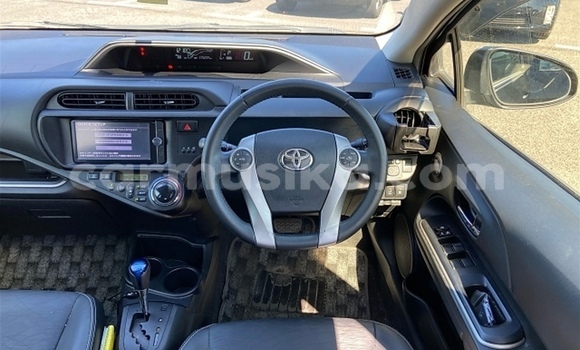 Acheter Occasion Voiture Toyota Aqua Noir à Beitbridge, Matabeleland South Acheter Occasion Voiture Toyota Aqua Noir à Beitbridge, Matabeleland South