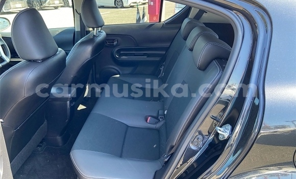 Acheter Occasion Voiture Toyota Aqua Noir à Beitbridge, Matabeleland South Acheter Occasion Voiture Toyota Aqua Noir à Beitbridge, Matabeleland South