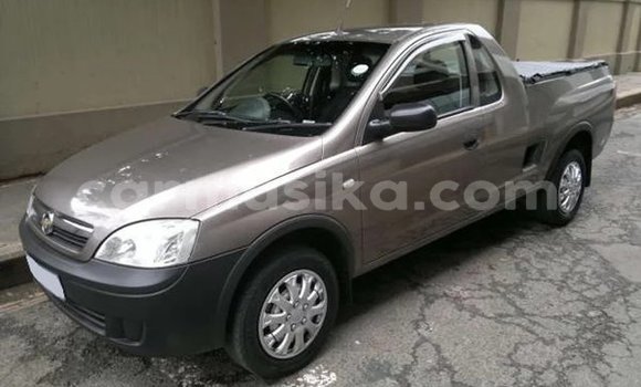 Tenga Tsaru Chevrolet Corsa Zvimwe Mota in Beitbridge in Matabeleland South Tenga Tsaru Chevrolet Corsa Zvimwe Mota in Beitbridge in Matabeleland South