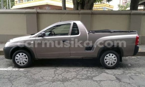 Tenga Tsaru Chevrolet Corsa Zvimwe Mota in Beitbridge in Matabeleland South Tenga Tsaru Chevrolet Corsa Zvimwe Mota in Beitbridge in Matabeleland South