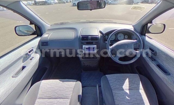 Acheter Occasion Voiture Toyota Ipsum Bleu à Beitbridge, Matabeleland South Acheter Occasion Voiture Toyota Ipsum Bleu à Beitbridge, Matabeleland South