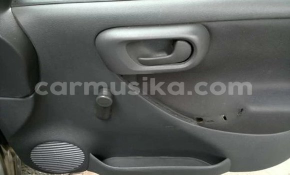 Tenga Tsaru Chevrolet Corsa Zvimwe Mota in Beitbridge in Matabeleland South Tenga Tsaru Chevrolet Corsa Zvimwe Mota in Beitbridge in Matabeleland South