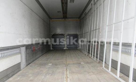 Acheter Occasion Utilitaire Isuzu FTR 850 Blanc à Beitbridge, Matabeleland South Acheter Occasion Utilitaire Isuzu FTR 850 Blanc à Beitbridge, Matabeleland South